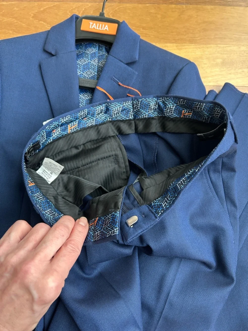 NWT Tallia boy's 2 pc suit - Picture 8 of 12